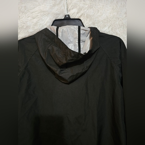 Old Navy Kids Charcoal Hooded Raincoat Girls Size 10/12 - Picture 6 of 10